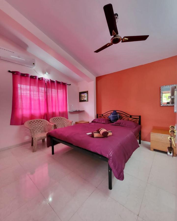 The Perfect Stays- Lal Mahal Villa With Disco Pool Лонавала Экстерьер фото