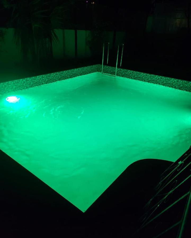 The Perfect Stays- Lal Mahal Villa With Disco Pool Лонавала Экстерьер фото